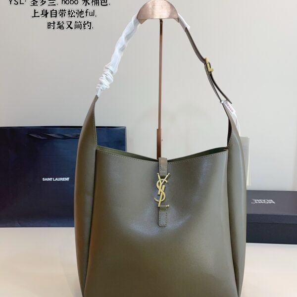 YSL Le 5 à 7 Hobo - Bag