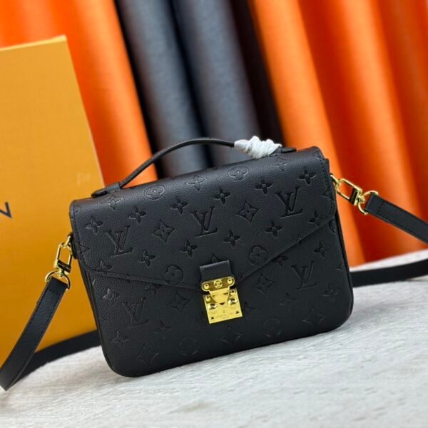 LV Pochette Métis - Bag
