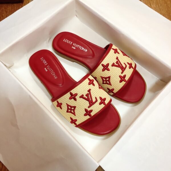 LV Paseo Flat Comfort Mule Red Monogram Raffia - Slides