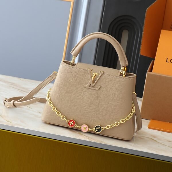 LV Capucines - Bag