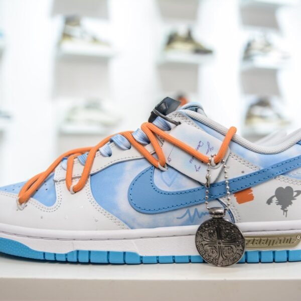 NK Dunk Low x OW Lot 49 - Sneakers