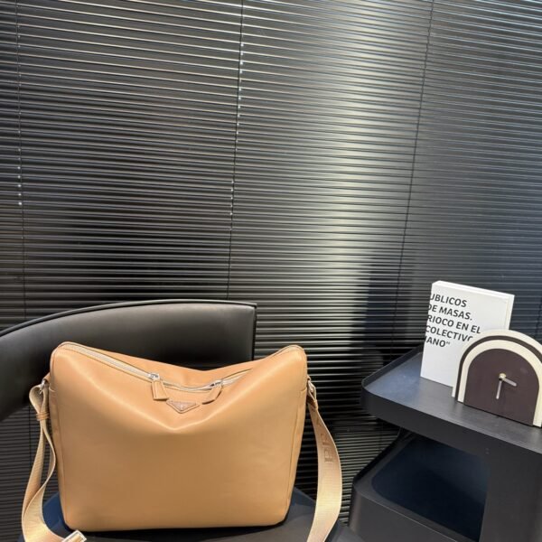 PR Re-Nylon Padded - Bag