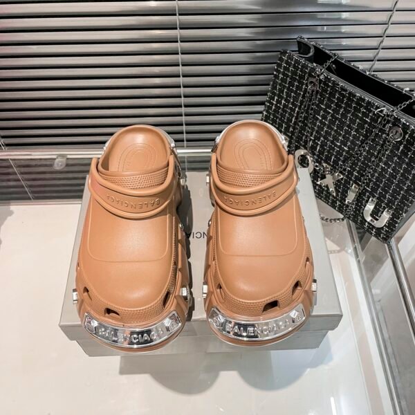 BAL Hardcrocs - Shoes