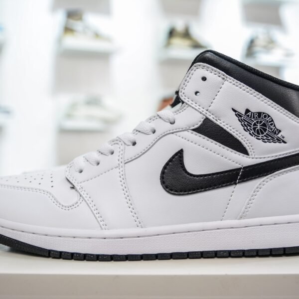 NK Air Jordan 1 Mid - Sneakers