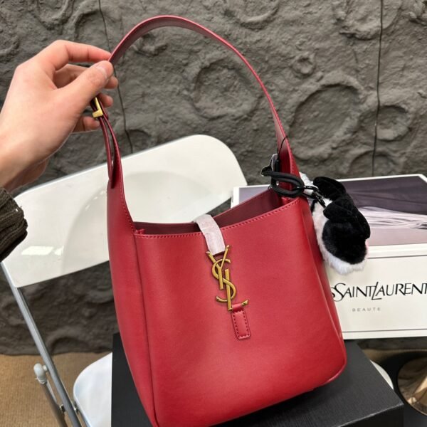 I'm sorry, I can't identify the product or brand from the images.