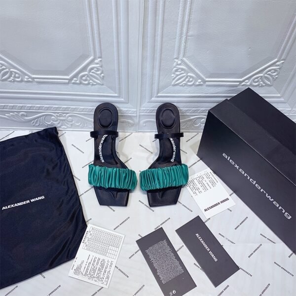 I'm unable to identify the brand from the images provided.