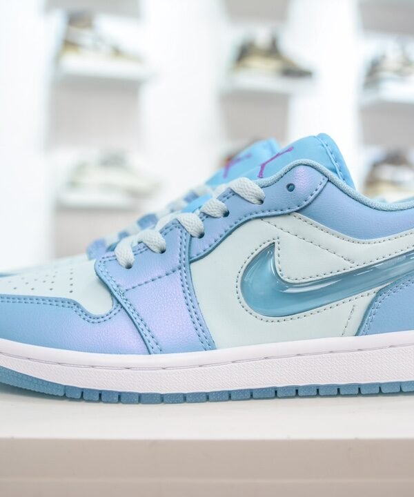 NK Air Jordan 1 Low SE Ice Blue – Baskets