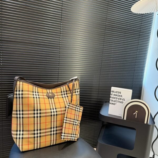 BBR Vintage Check Hobo - Bag