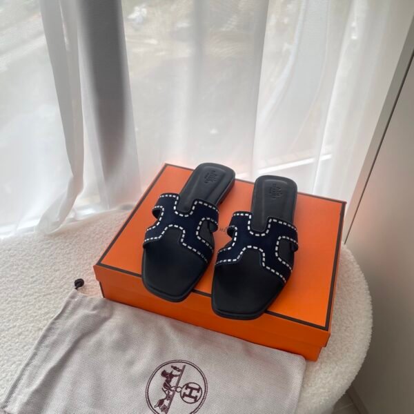 HM Oran Sandals - Sandals