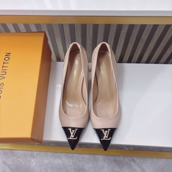 LV Madeleine Pump - Heels