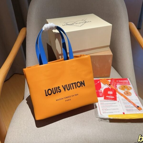 LV OnTheGo Mini Orange - Bag