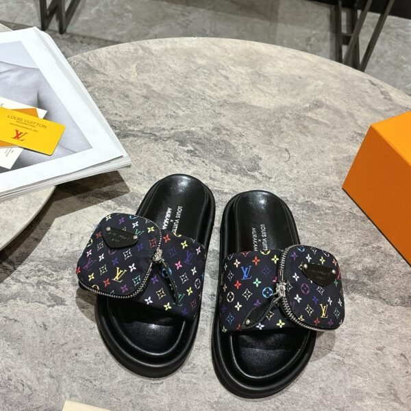 LV Waterfront Multicolor Monogram - Slides