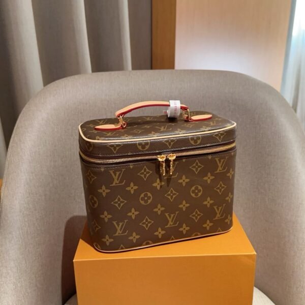 LV Nice BB - Bag