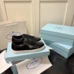 PR Triangle Logo Sneakers – Sneaker