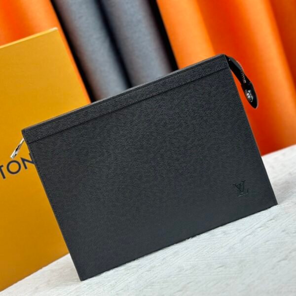 LV Toiletry Pouch 26 Black Epi Leather - Bag