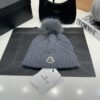 MCL Pom Pom Beanie Grey Wool - Hat – Red · Ref. AC2507