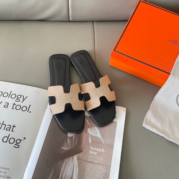HM Oran Sandals - Sandals