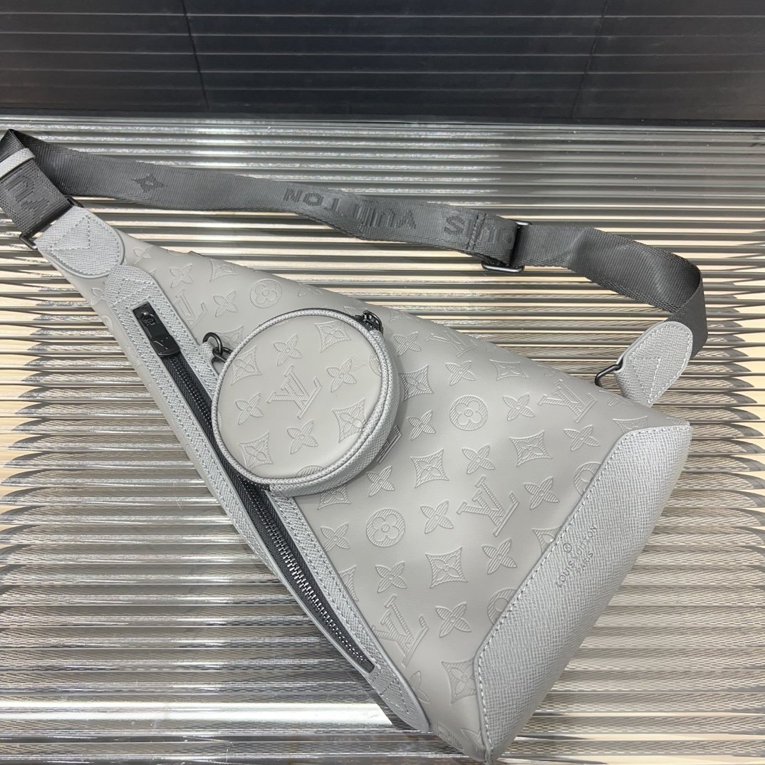 LV Chalk Sling Bag Monogram - Bag - Image 4