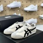 NK Mexico 66 White/Black – Sneakers – Tan