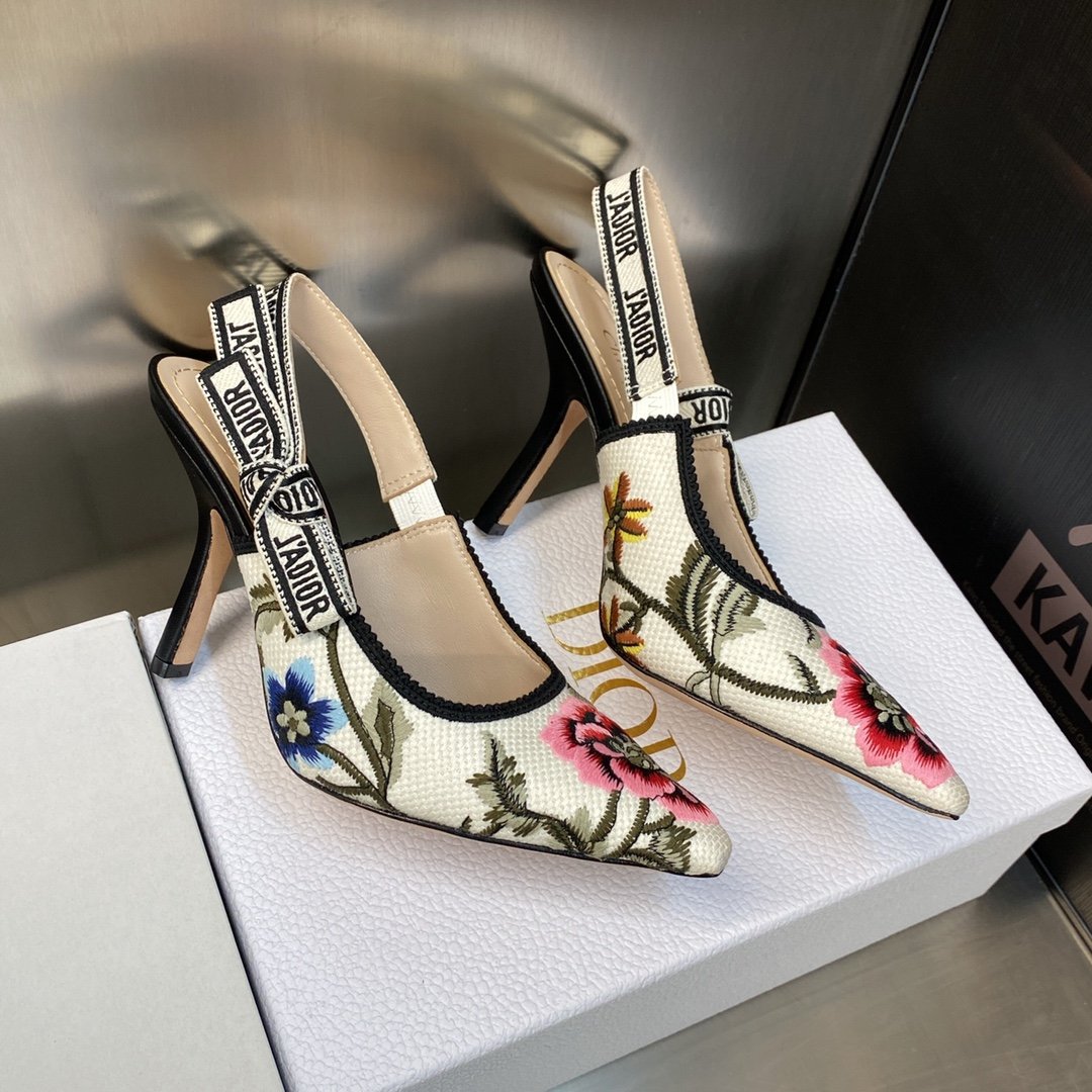 CD J'ACD Slingback Pump Floral Embroidery - Heels - Image 3