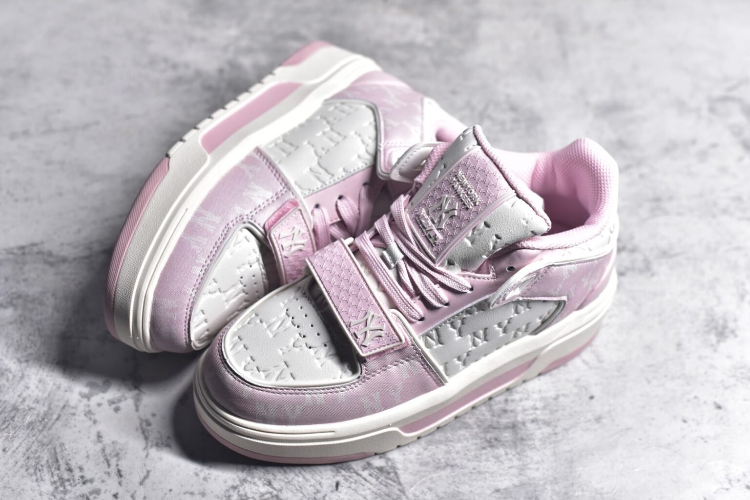 LV LV Trainer – Sneaker — 7