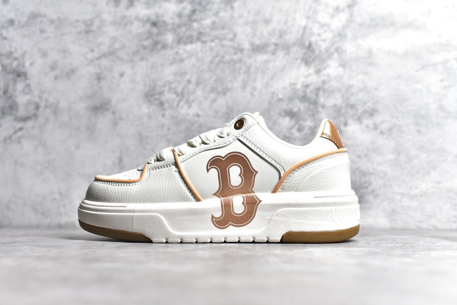 NB 550 Boston Red Sox White/Brown Leather - Sneakers