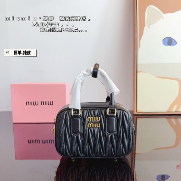 MIU Wander Matelassé Black Leather - Bag