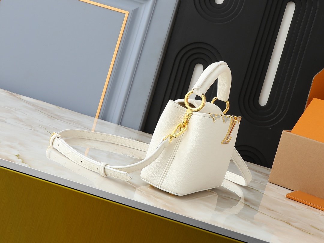 LV Capucines BB White Leather - Bag - Image 2