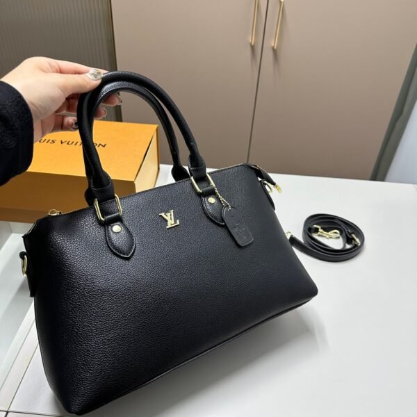 LV Montaigne - Bag
