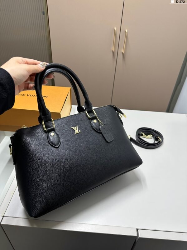 LV Montaigne – Sac