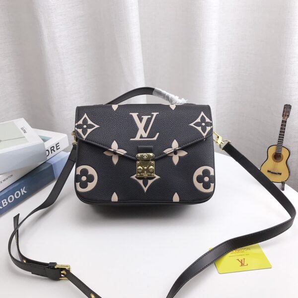 LV Pochette Metis Monogram Giant Reverse - Bag