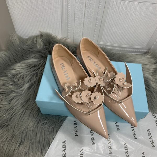 PR Flower Embellished Pointed Flats - Shoes