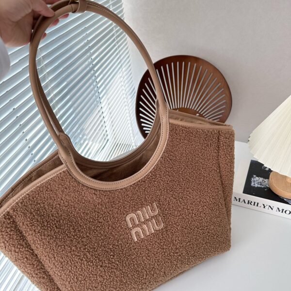 MIU Shearling Tote - Bag