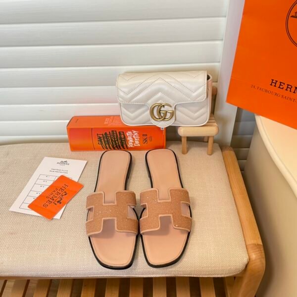 HM Oran Sandals - Sandals