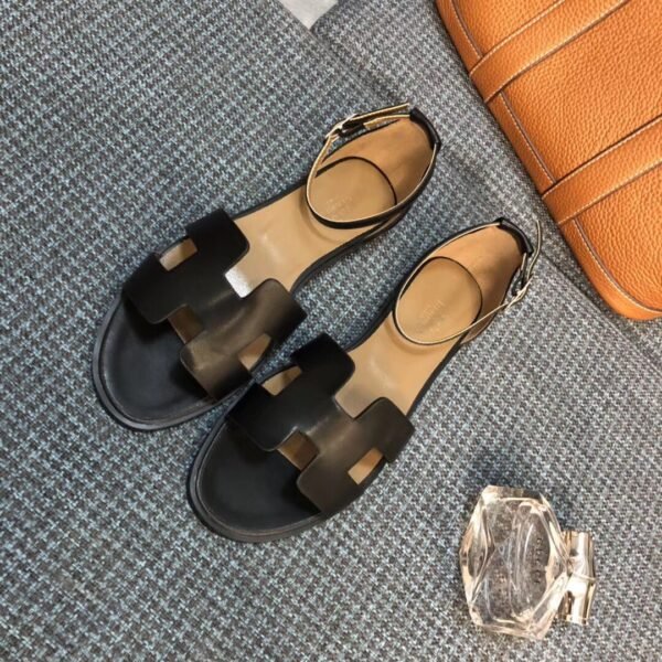 HM Oran Sandals Black Leather - Sandals