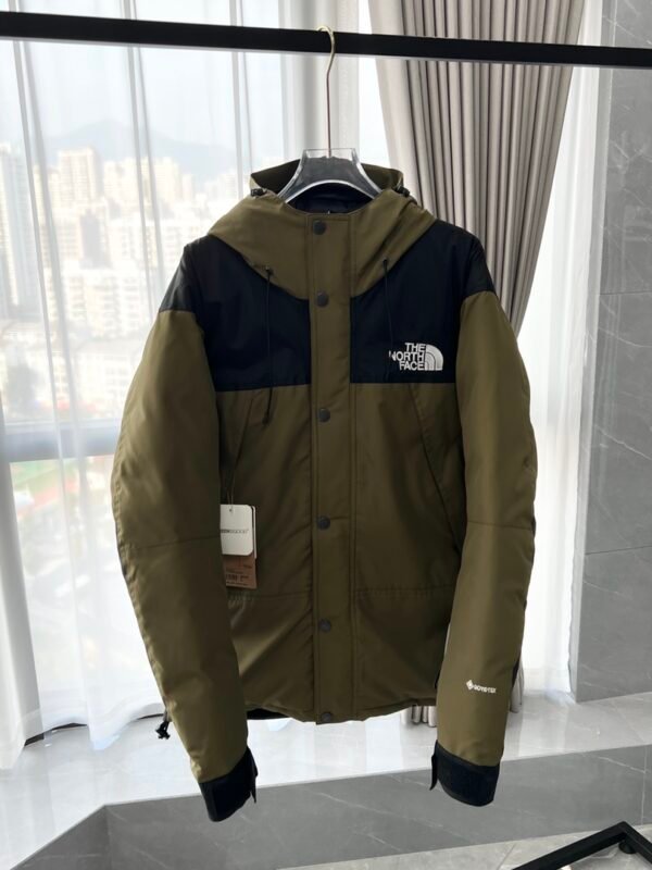 TNF Mountain Light Jacket – Jacket – Black