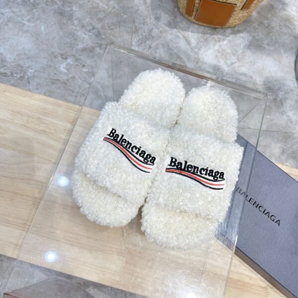 BAL Hotel Logo Furry Slides - Slides