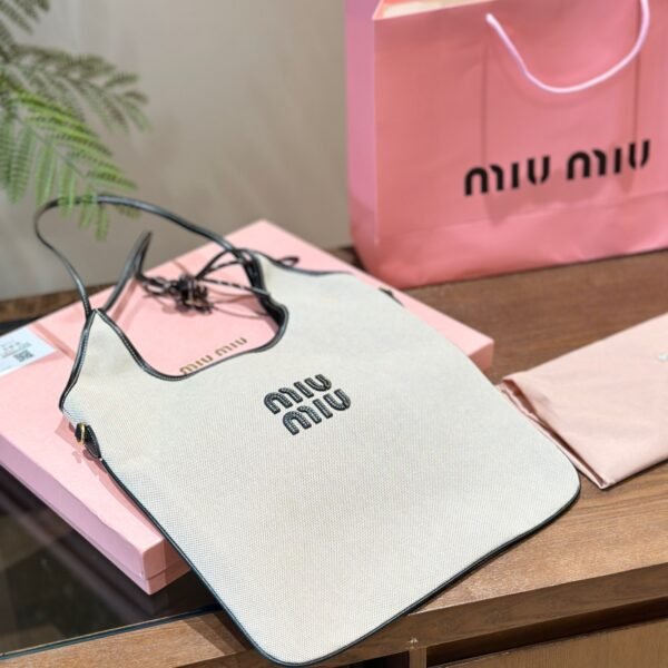 MIU Logo Canvas Tote - Bag