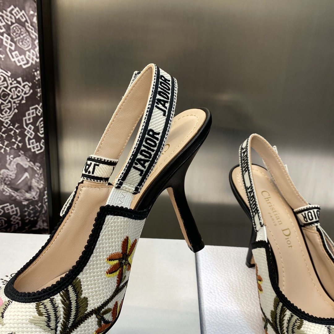 CD J'ACD Slingback Pump Floral Embroidery - Heels - Image 7