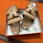 HM Izmir – Sandals