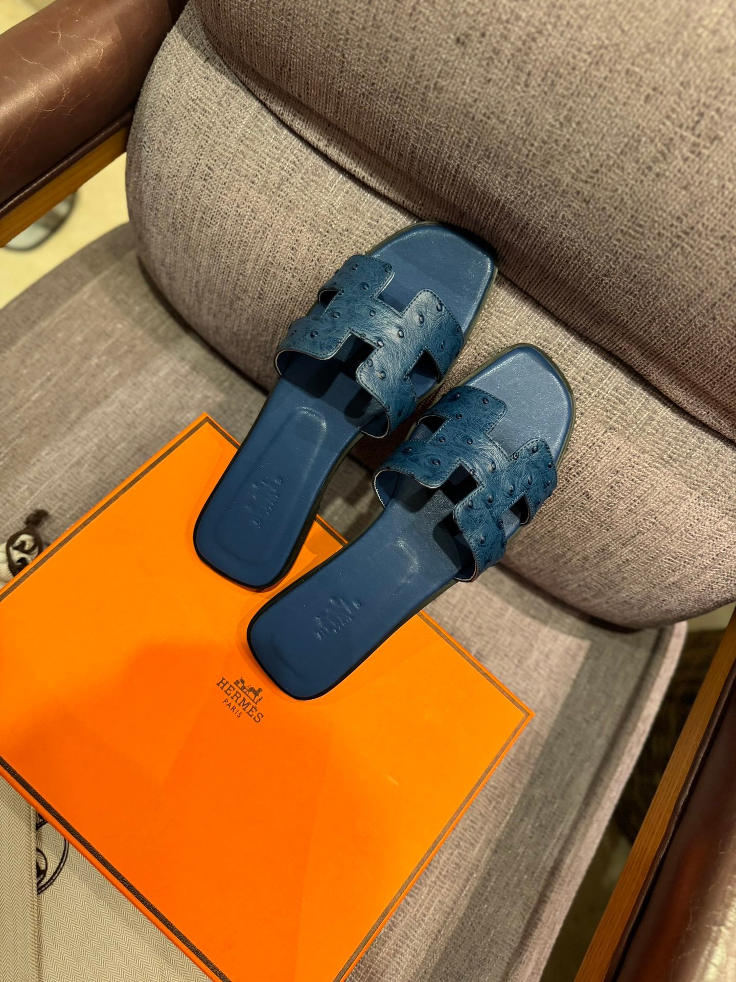 HM Oran Sandals Blue Leather - Slides - Image 3