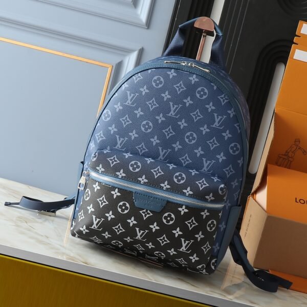 LV Discovery Backpack Monogram Eclipse - Backpack