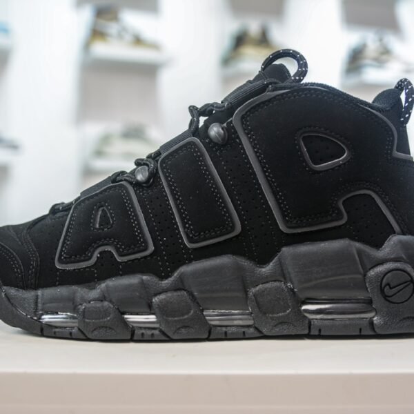 NK Air More Uptempo Black - Sneakers