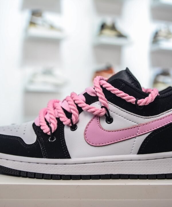NK Air Jordan 1 Low OG Year of the Rabbit – Baskets