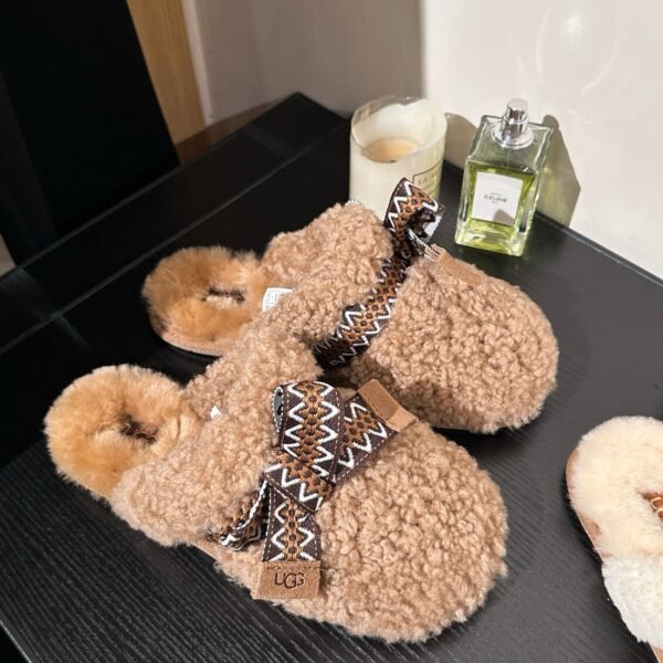 UGG Fluff Yeah Slide - Slides