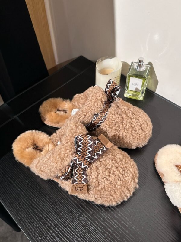 UGG Fluff Yeah Slide – Claquettes