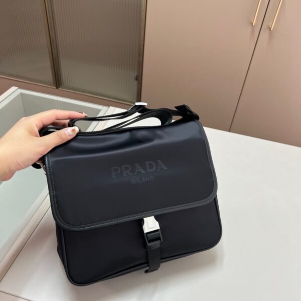 PR Re-Nylon Messenger - Bag