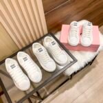 MIU Logo Sneakers – Sneakers – White