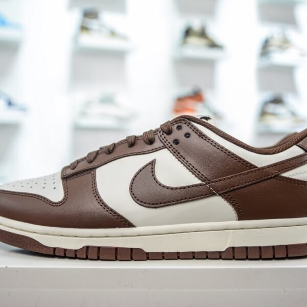 NK Dunk Low Retro - Sneakers