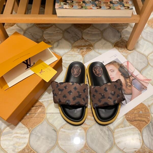 LV Pillow Comfort - Slides